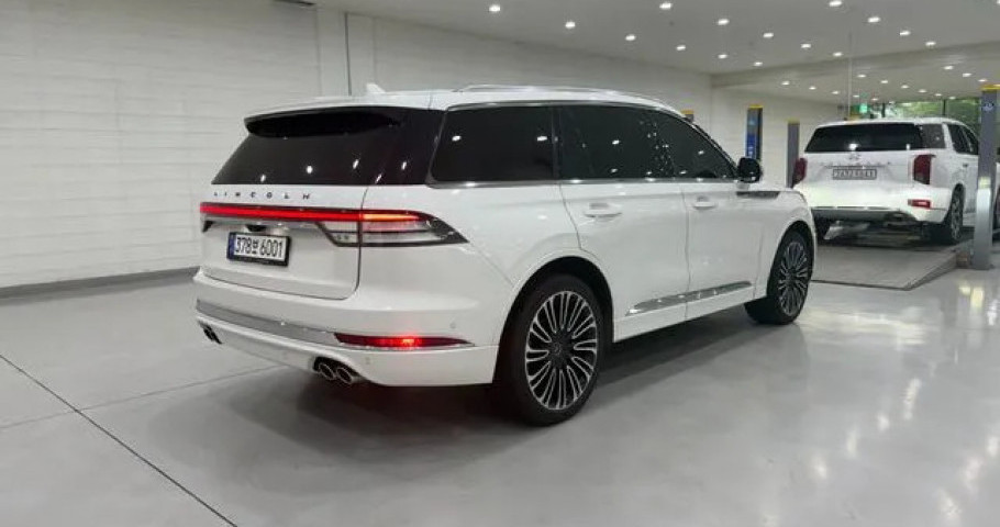 Lincoln Aviator 