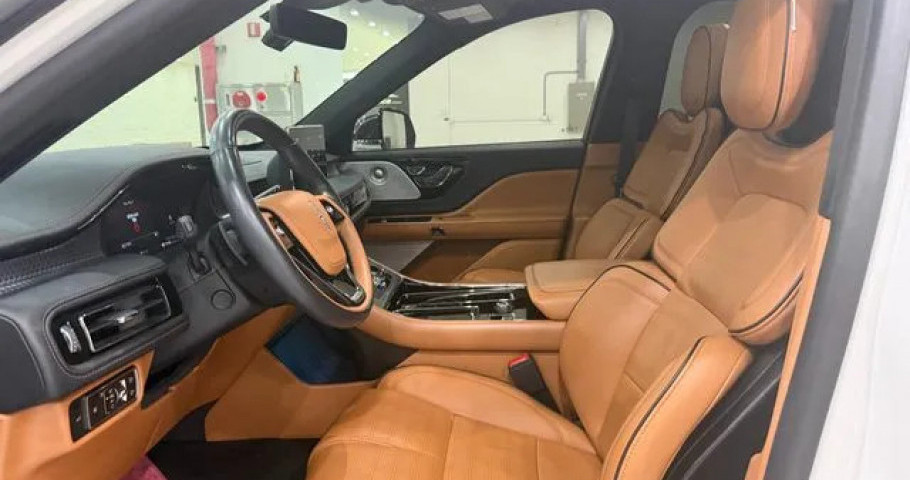 Lincoln Aviator 