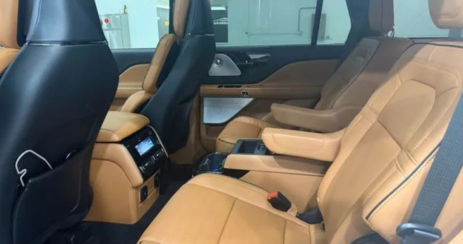 Lincoln Aviator 