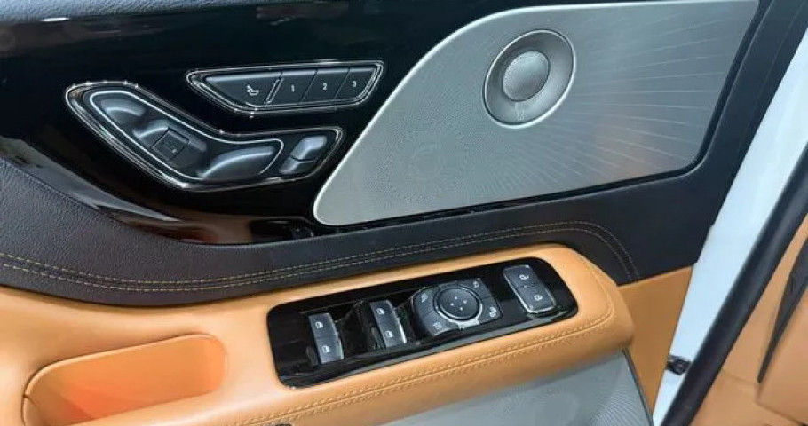 Lincoln Aviator 