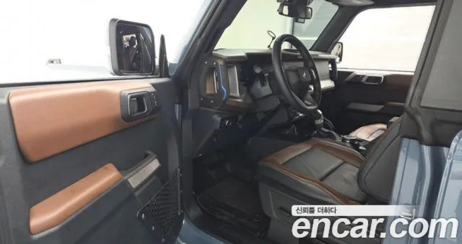 Ford Bronco 
