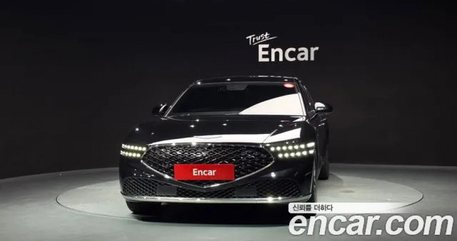 Genesis G90 