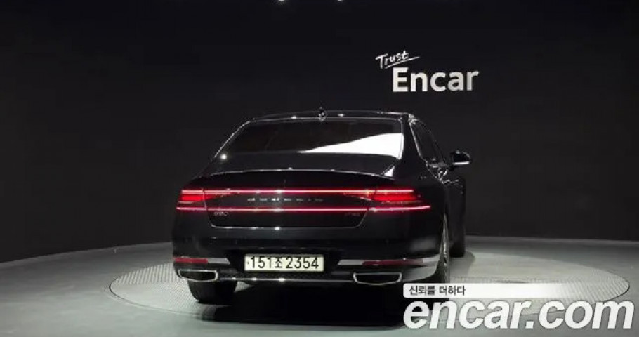 Genesis G90 