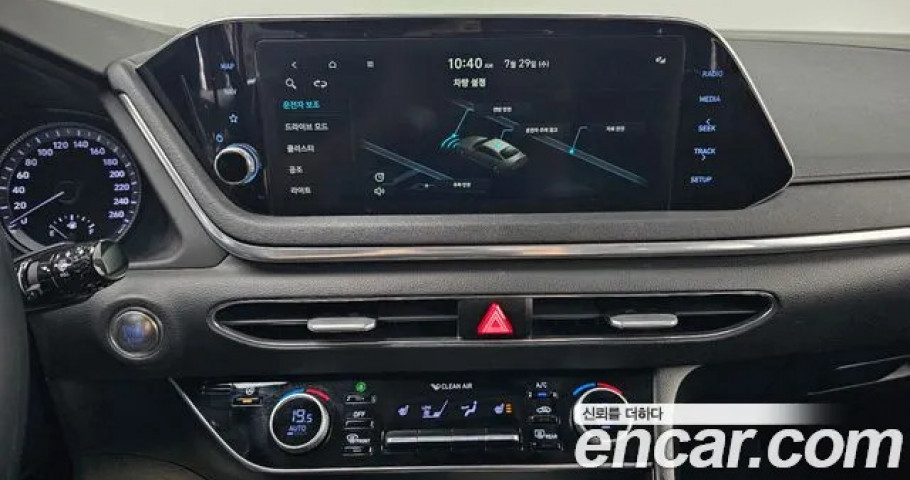 Hyundai Sonata 