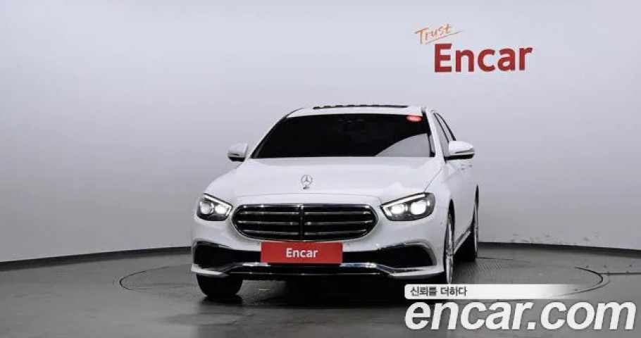 Mercedes-Benz E-Class 