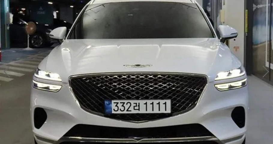 Genesis Gv70 
