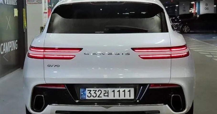 Genesis Gv70 