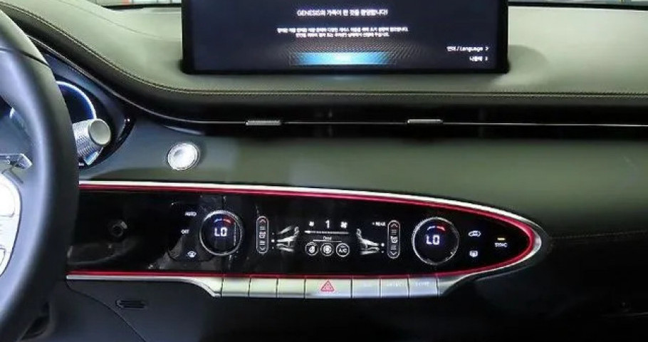 Genesis Gv70 