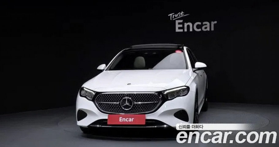 Mercedes-Benz E-Class 