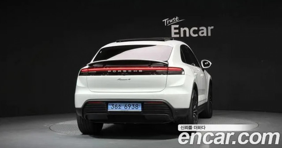 Porsche Macan 