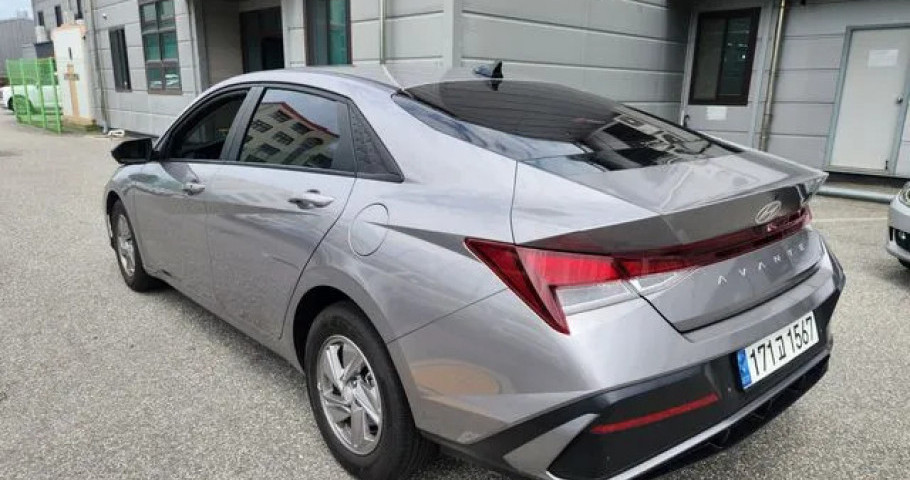 Hyundai Avante (Elantra) 
