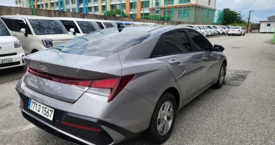 Hyundai Avante (Elantra) 