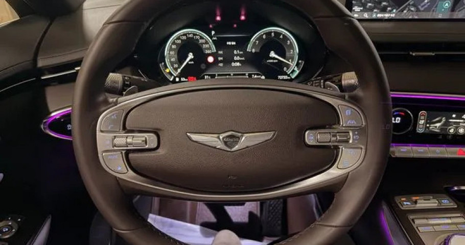 Genesis Gv70 