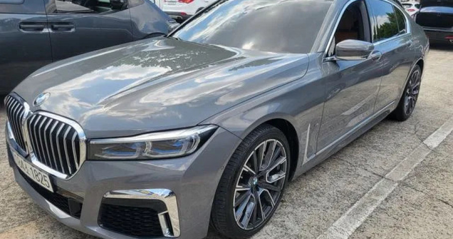 Bmw 7-Series 