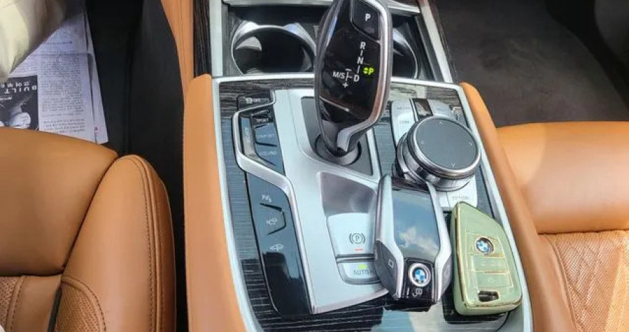 Bmw 7-Series 