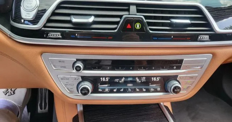 Bmw 7-Series 