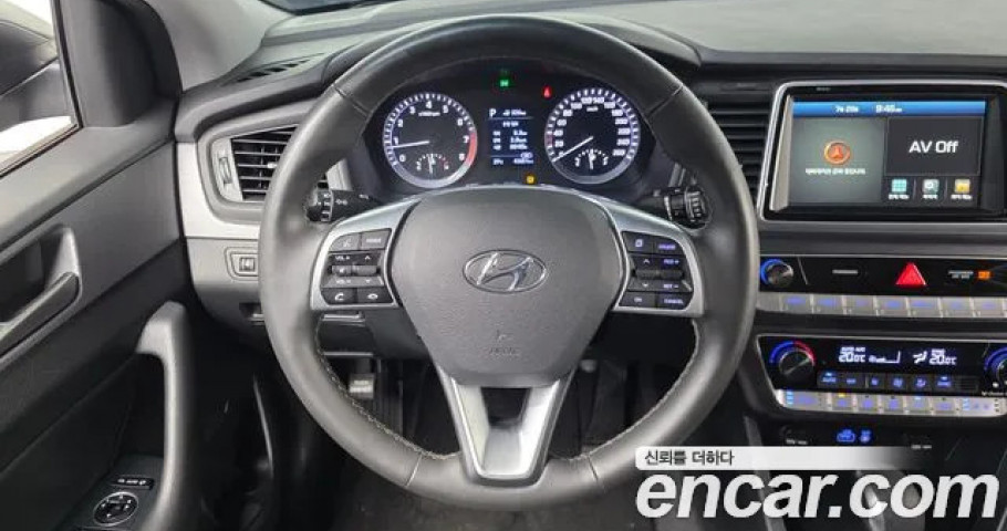 Hyundai Sonata 
