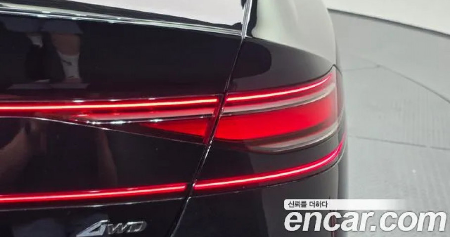 Genesis G90 