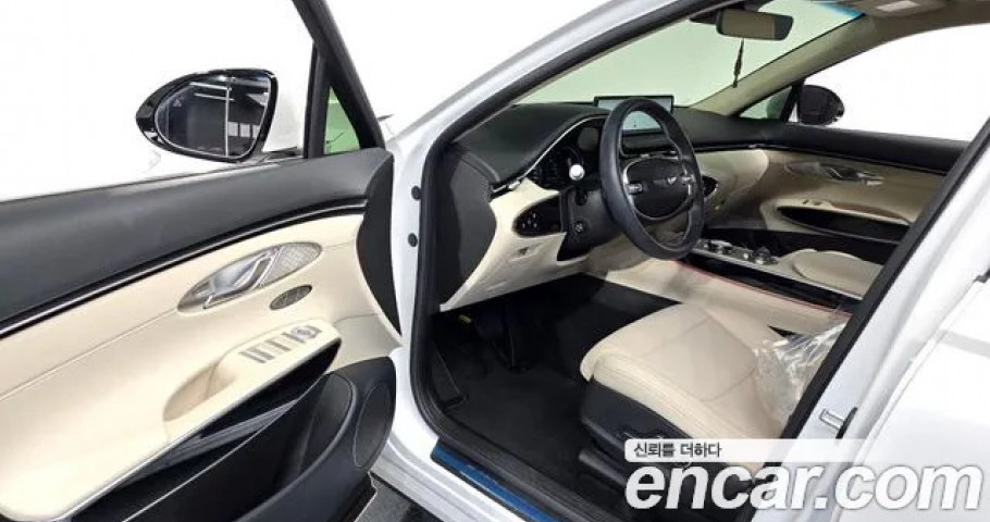 Genesis Gv70 