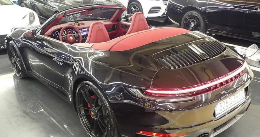 Porsche 911 