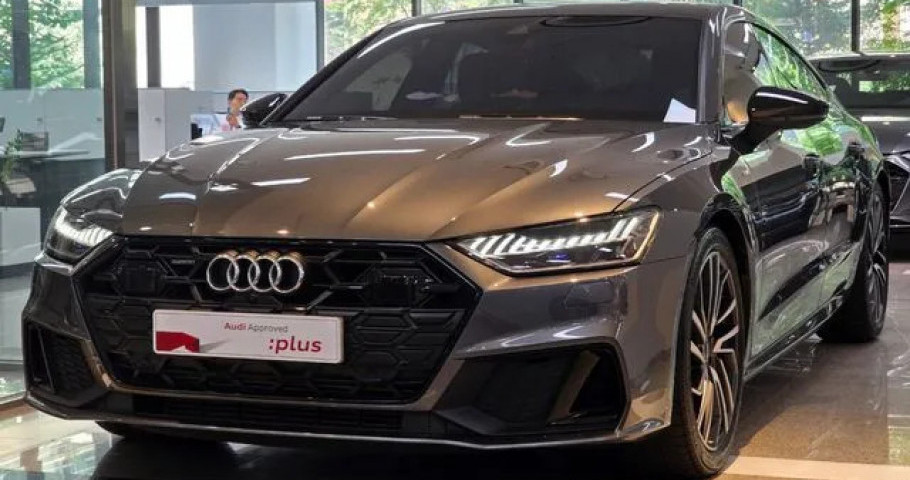 Audi A7 