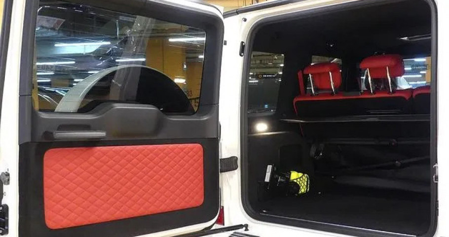 Mercedes-Benz G-Class 