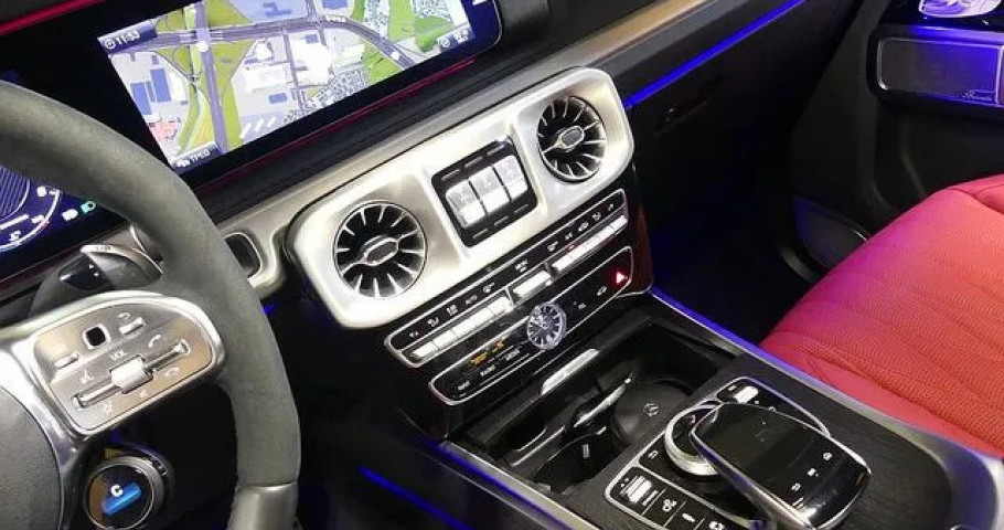 Mercedes-Benz G-Class 