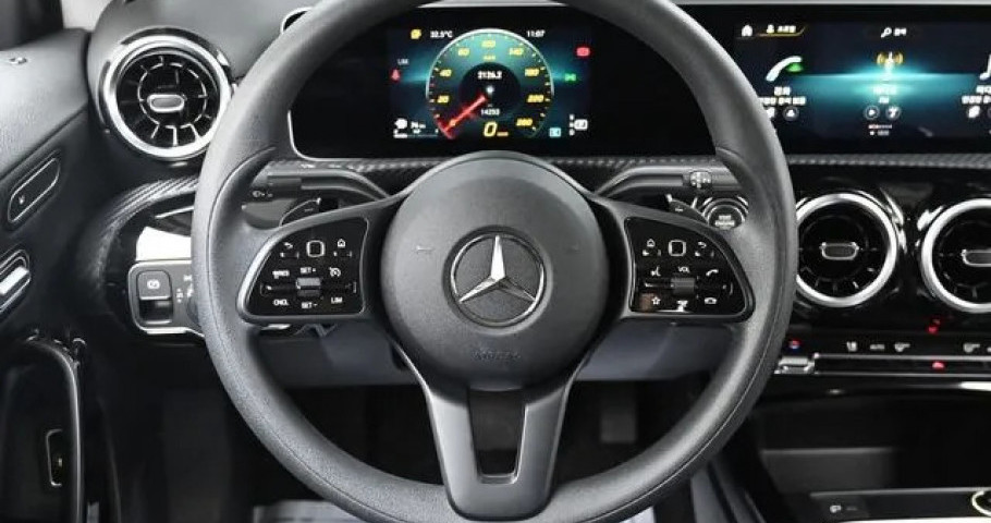 Mercedes-Benz A-Class 
