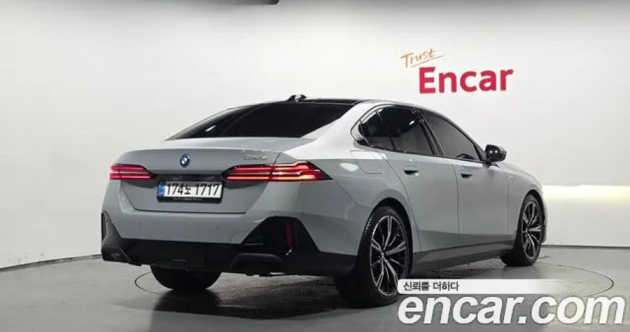 Bmw 5-Series 