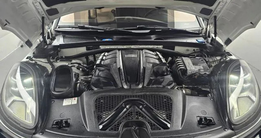 Porsche Macan 