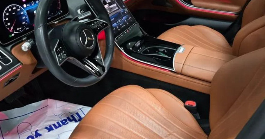 Mercedes-Benz S-Class 