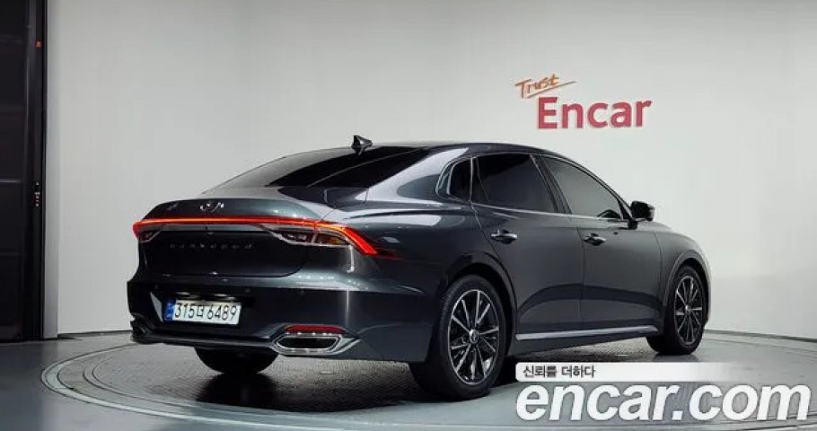 Hyundai Grandeur 