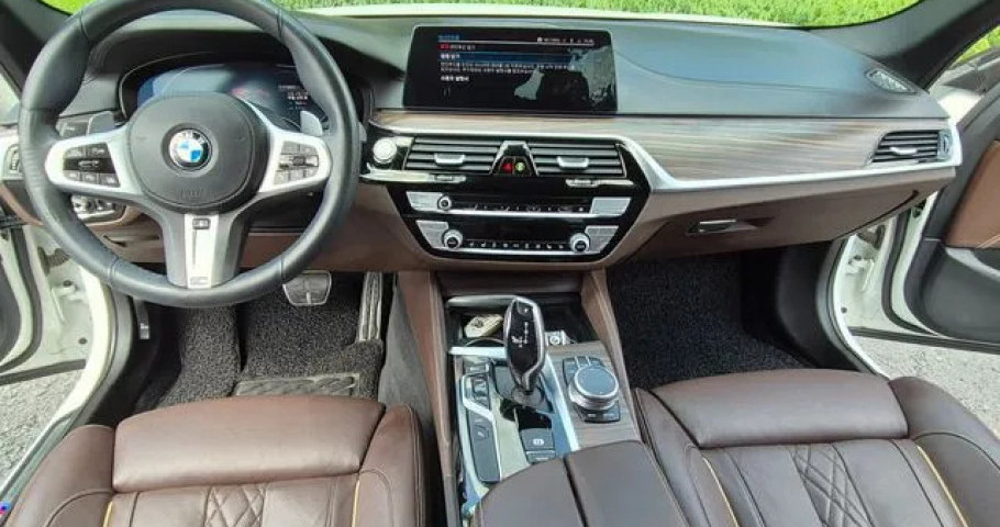 Bmw 5-Series 