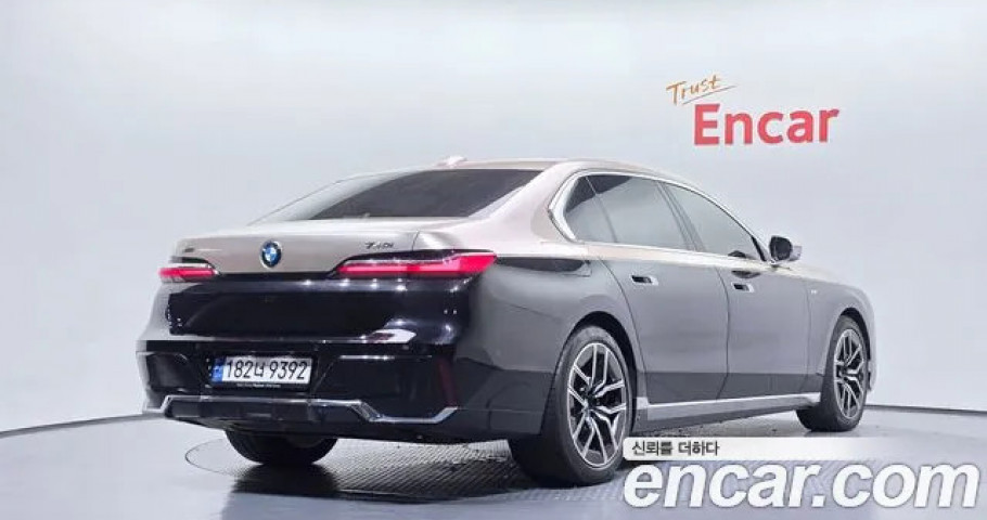 Bmw 7-Series 
