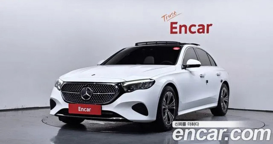 Mercedes-Benz E-Class 