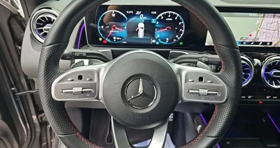Mercedes-Benz Glb-Class 