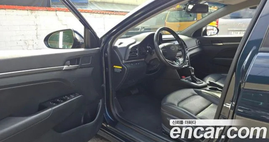 Hyundai Avante (Elantra) 