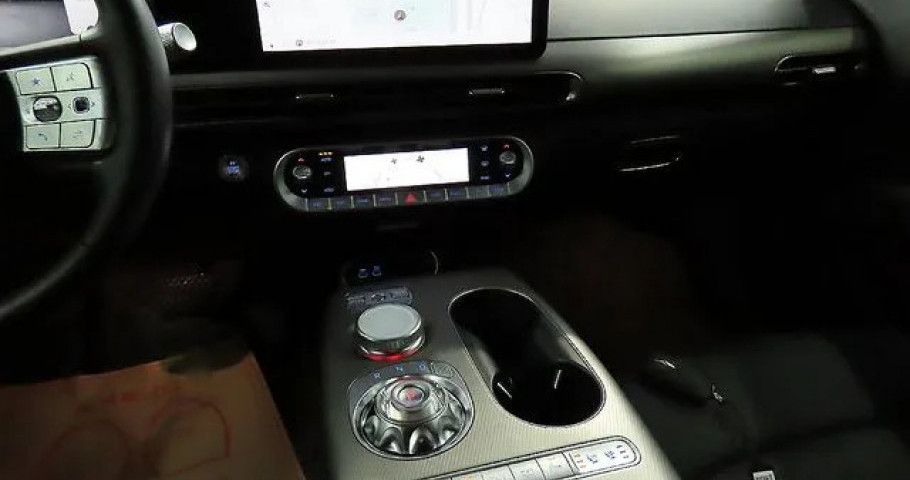 Genesis Gv60 