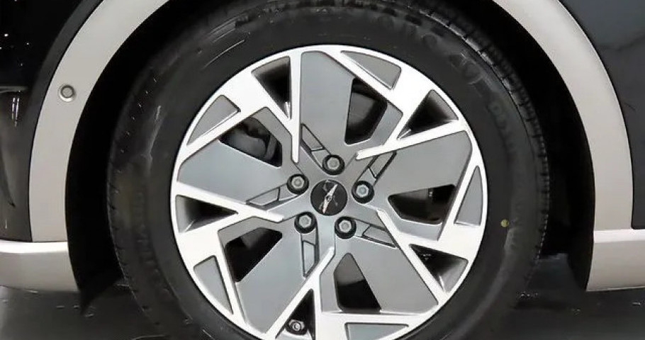 Genesis Gv60 