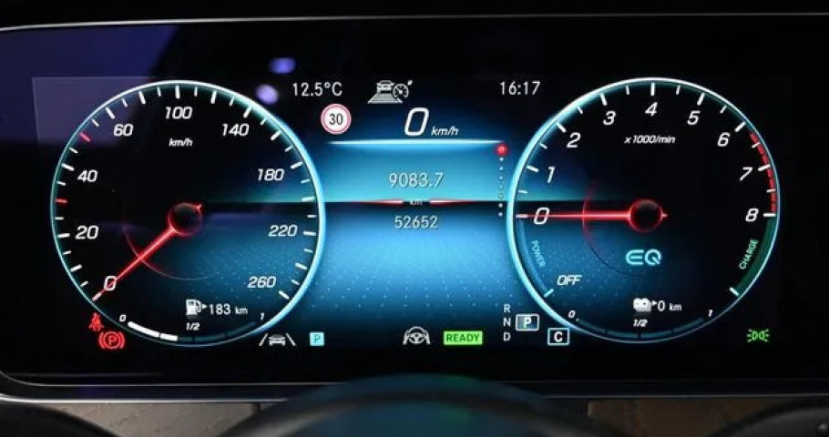 Mercedes-Benz E-Class 