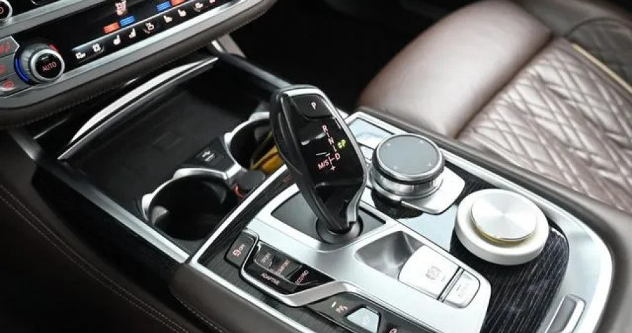 Bmw 7-Series 