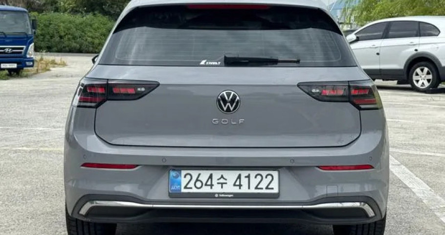 Volkswagen Golf 