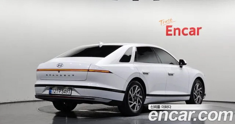 Hyundai Grandeur 