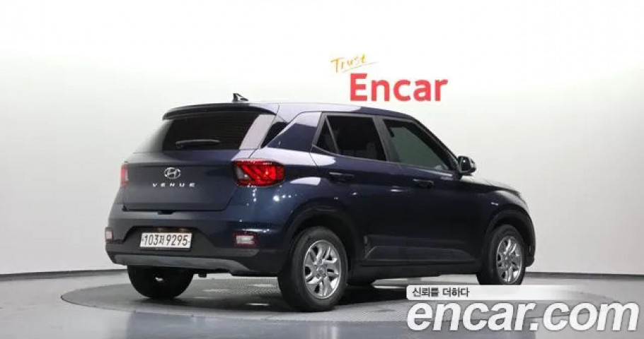 Hyundai Venue 