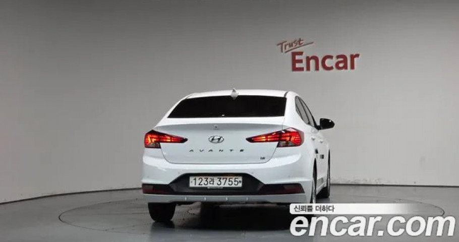 Hyundai Avante (Elantra) 