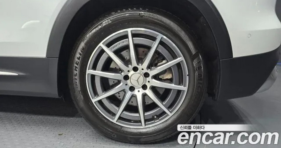 Mercedes-Benz Glb-Class 