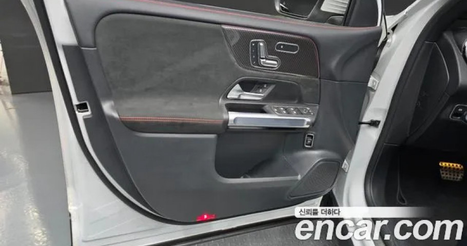 Mercedes-Benz Glb-Class 