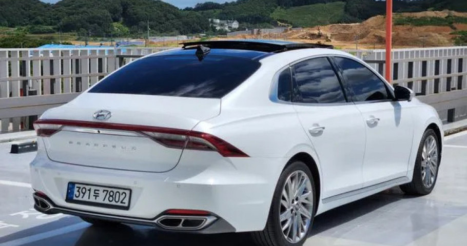 Hyundai Grandeur 
