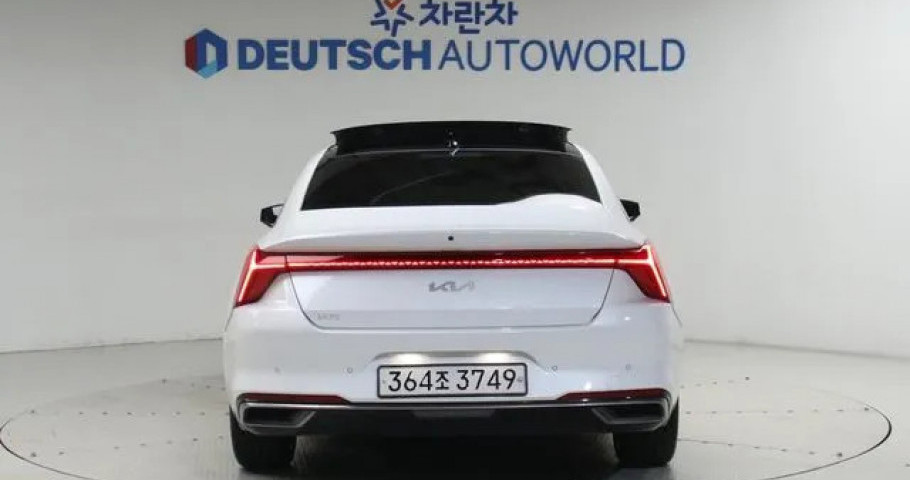 Kia K8 