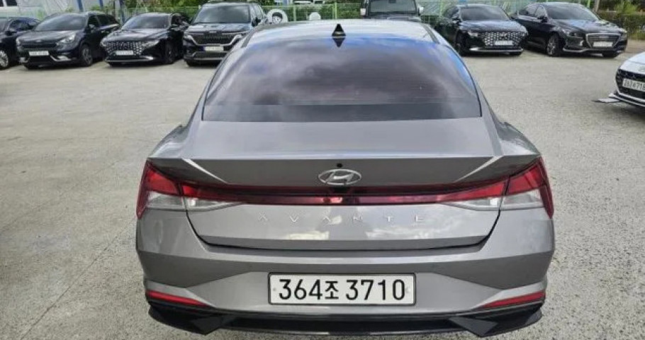 Hyundai Avante (Elantra) 
